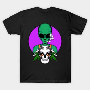 HIGH ALIEN T-Shirt